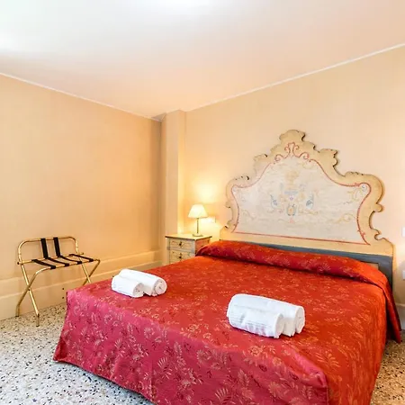 Molino Stucky Bragosso דירה *